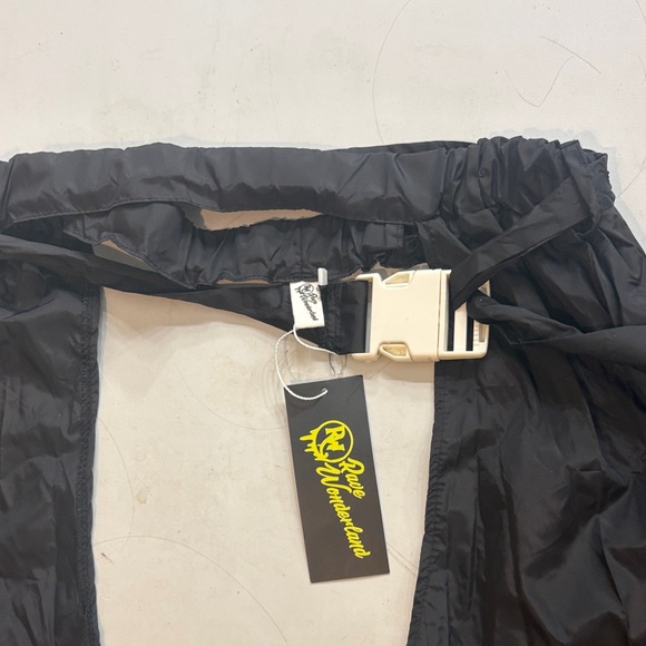 # 51 Black chaps - Picture 5 of 5